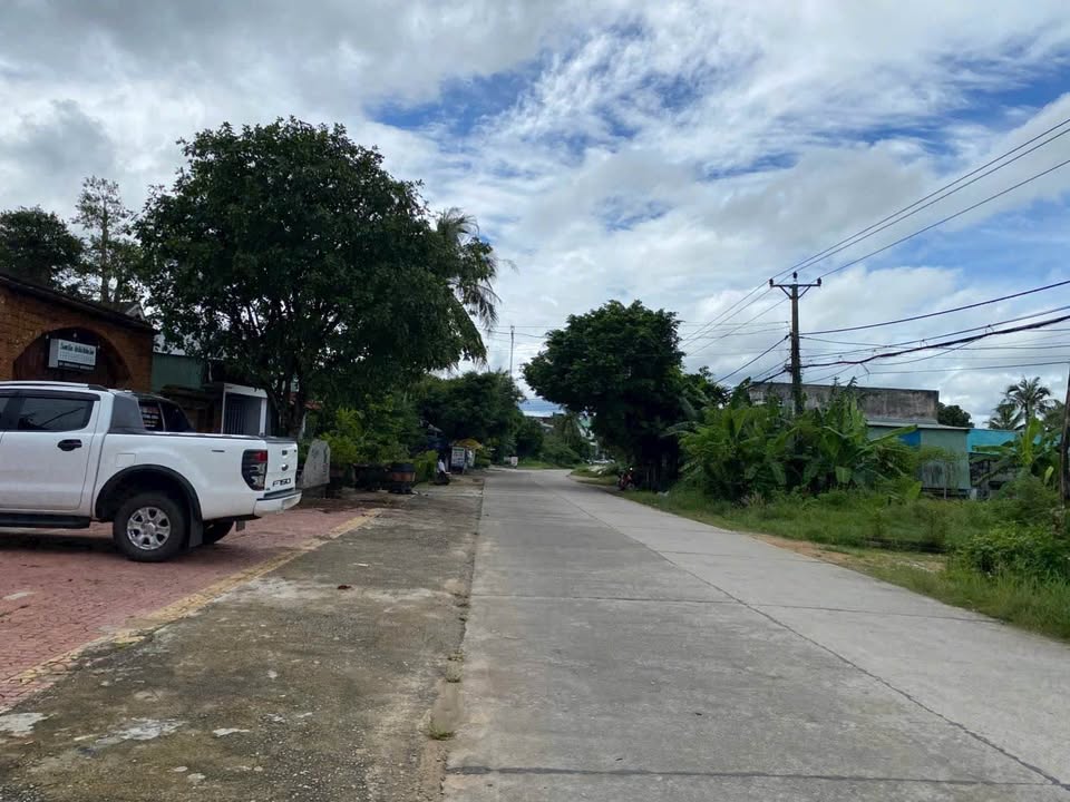 Đất nền mặt đường Lê Thị Hồng Gấm, Thị xã An Khê 176m² - Pháp lý rõ ràng, giá thỏa thuận!