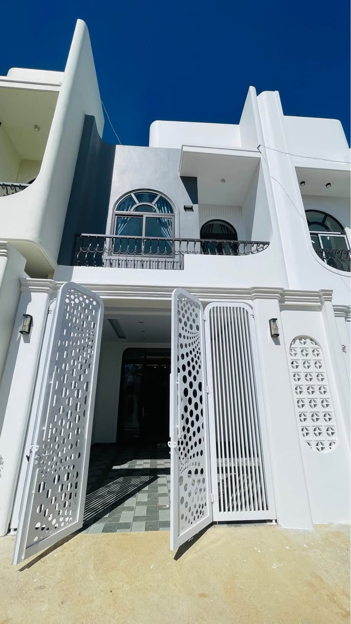 Nhà hẻm An Dương Vương, Pleiku 85m² giá 2.1 tỷ - Sẵn sàng vào ở ngay!