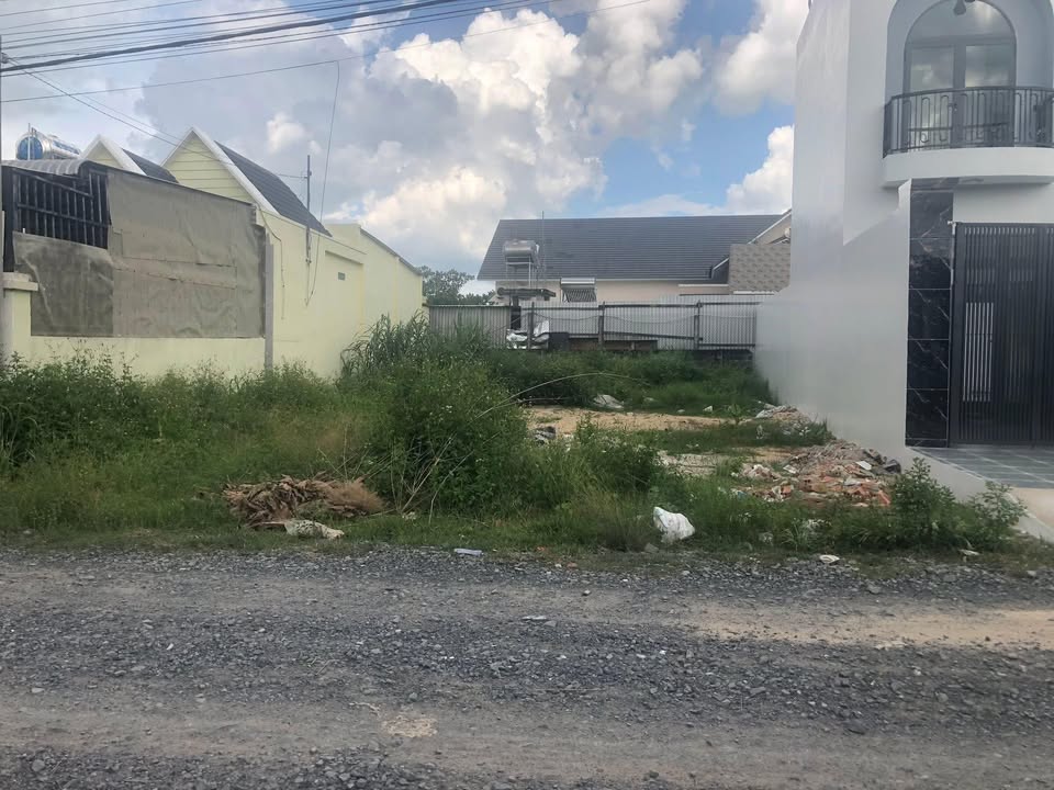 Đất thổ cư 100m², Nguyễn Thị Đóm, Củ Chi - Giá chỉ 1.3 tỷ, Sổ hồng chính chủ!