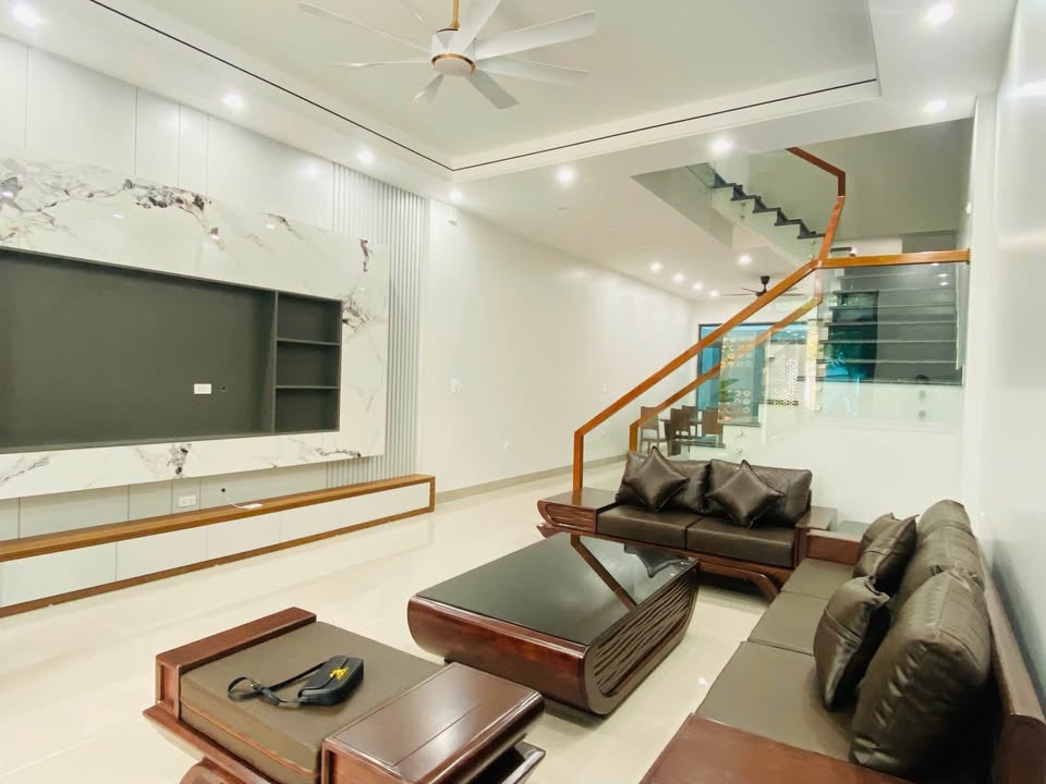 Nhà phố KĐT An Hoạch, 100m² giá 6.8 tỷ - Đón xuân sang trọng!