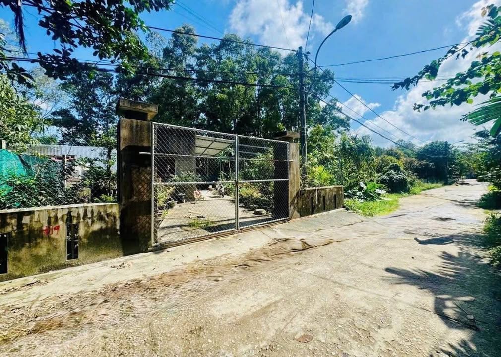 Đất mặt tiền Hoàng Thị Loan, TP Huế 210,6m² - Sổ hồng chính chủ, giá tốt!