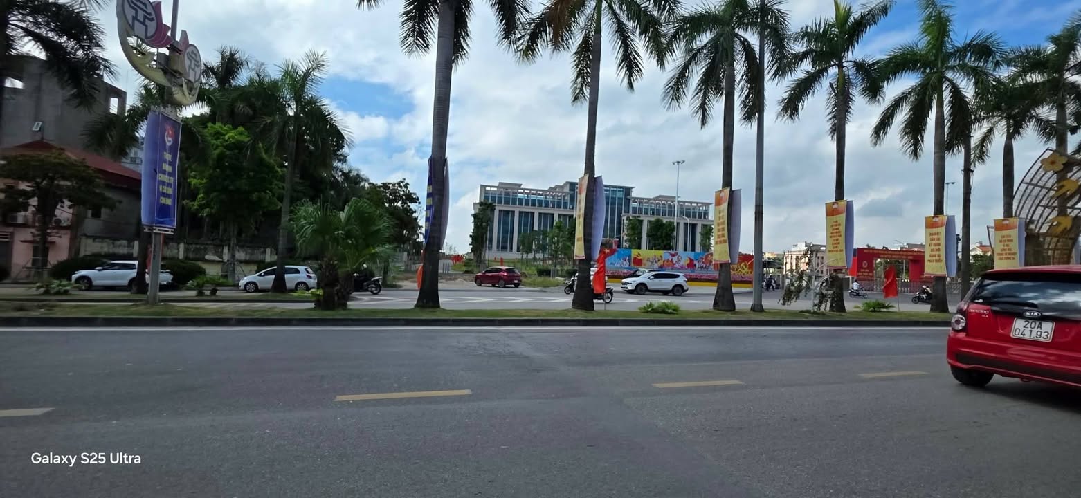 FrontHouse Đường Cao Lỗ Đông Anh 108m² giá 2 tỷ - Kinh doanh đỉnh cao!