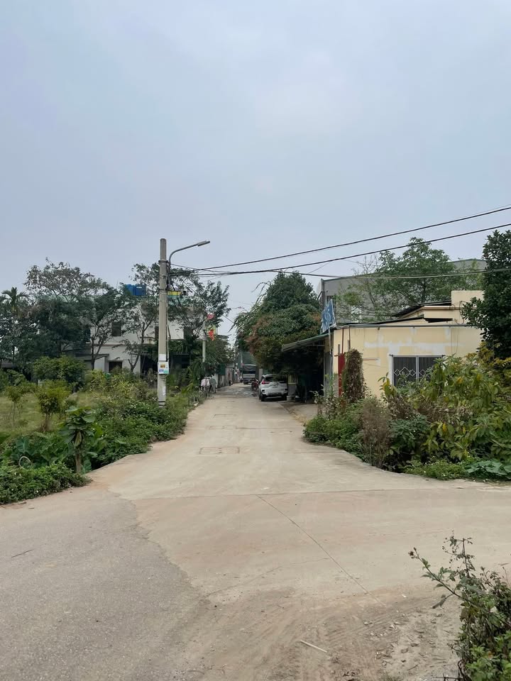 Đất nền công nghiệp Lạc Hoài 350m² giá thỏa thuận - Xây nhà trọ ngay!