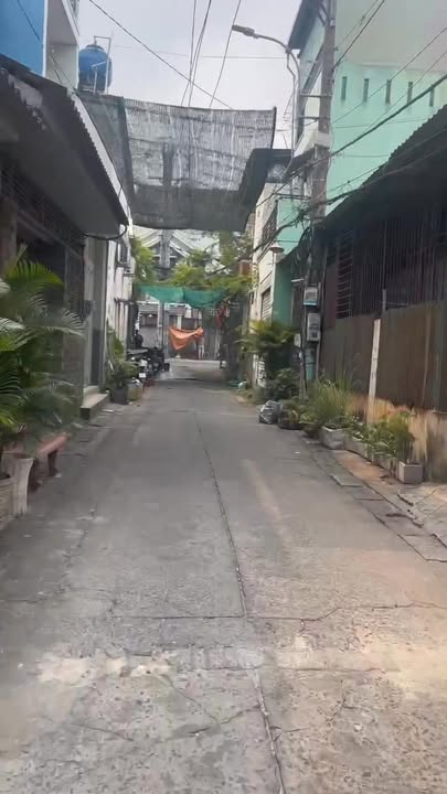 Nhà mặt tiền Trung Mỹ Tây 3, Hóc Môn 55m² giá 4.15 tỷ - Đường rộng, tiện lợi!