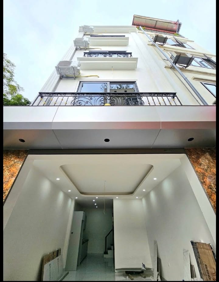 Nhà mới Thụy Phương 42m² giá 10 tỷ - Pháp lý sạch, tiện ích đầy đủ!