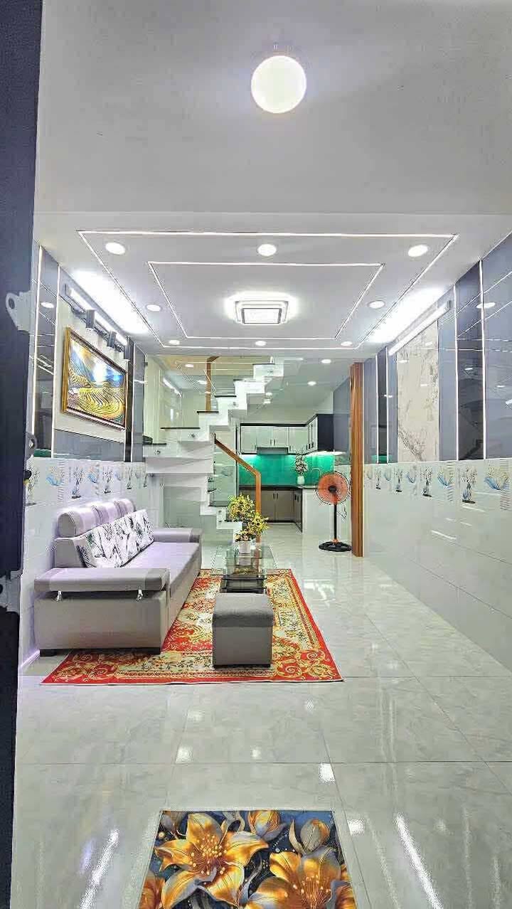 Nhà 2 tầng mới xây quận Bình Tân 24m² giá 3.35 tỷ - Vào ở ngay!