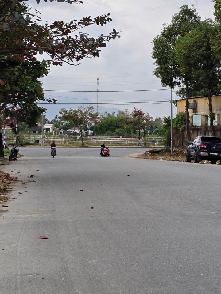 Bán đất mặt tiền Trường Chinh, Phường Thanh Hà, Hội An 300m² - Giá tốt, vị trí đắc địa!