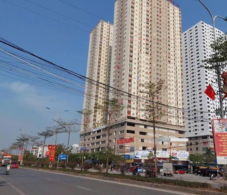 Bán nhà phân lô Lai Xá, Hoài Đức 41m² giá 10 tỷ - Vị trí đắc địa, ô tô tránh!