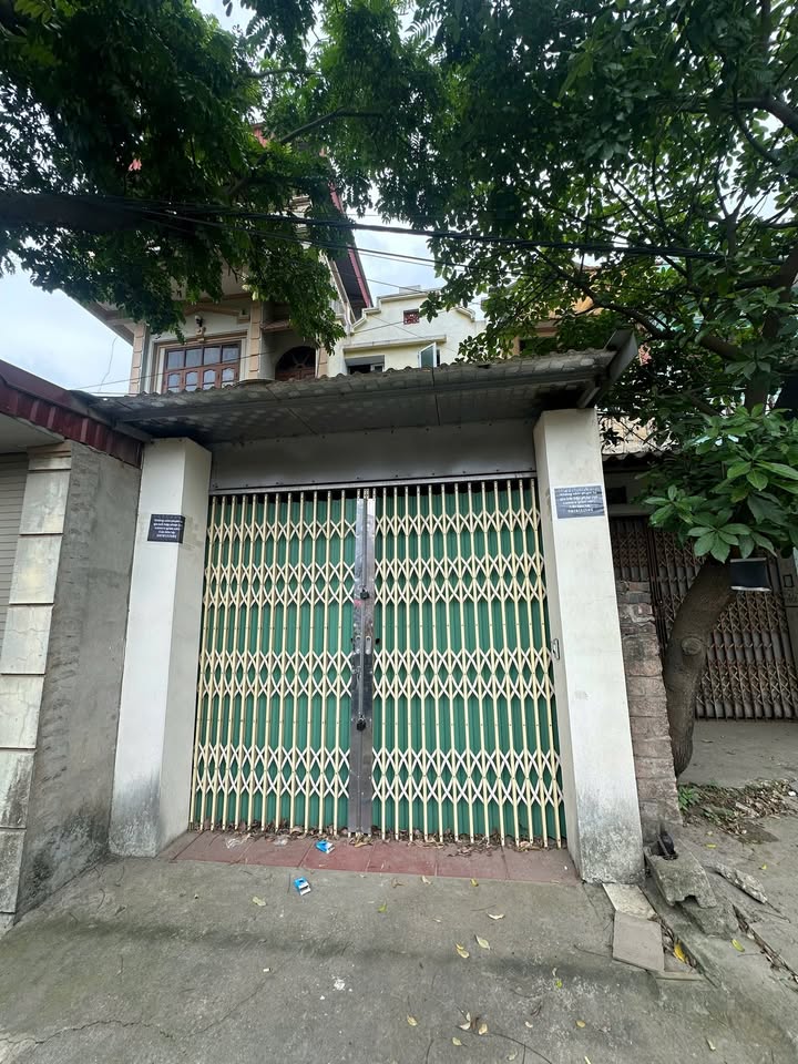 Nhà mặt đường Quốc lộ 32 Sơn Tây 66.8m² giá 2.9 tỷ - Vị trí kinh doanh đắc địa!