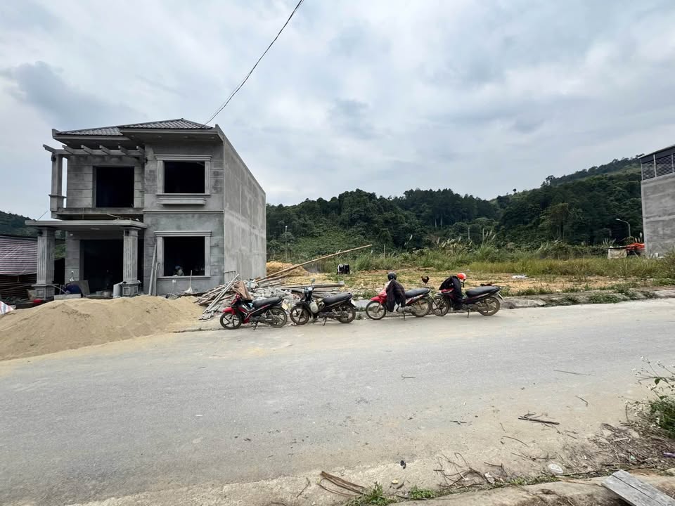 Đất nền Kim Thành, Bát Xát, Lào Cai 120m² giá 1.5 tỷ - Đầu tư sinh lời ngay!
