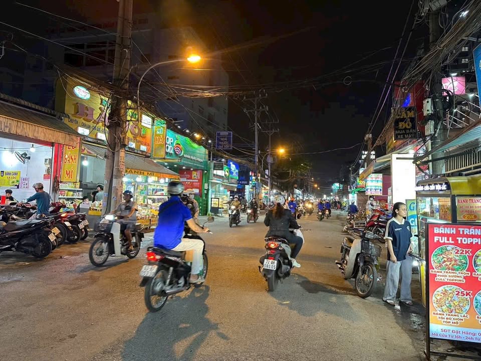 Bán nhà FrontHouse 5 tầng mặt tiền Tăng Nhơn Phú 115m² - Đầu tư sinh lời ngay!