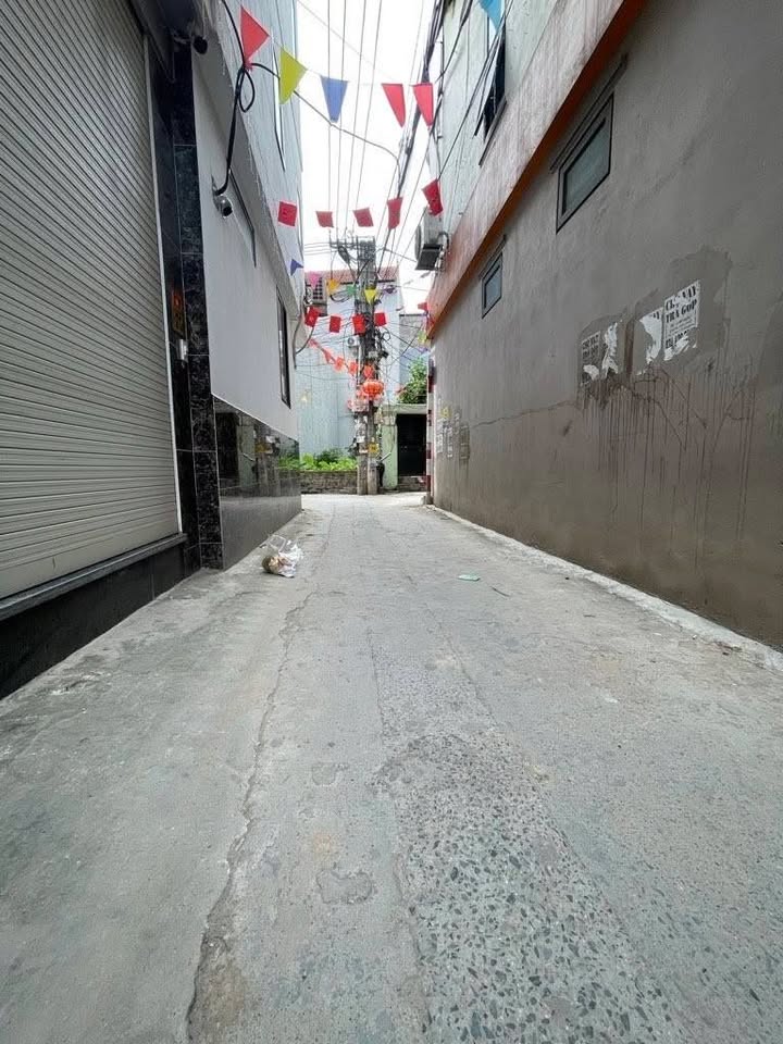 Nhà riêng Hoài Đức 33m² giá 5 tỷ - Sẵn ở ngay, đầy đủ nội thất!