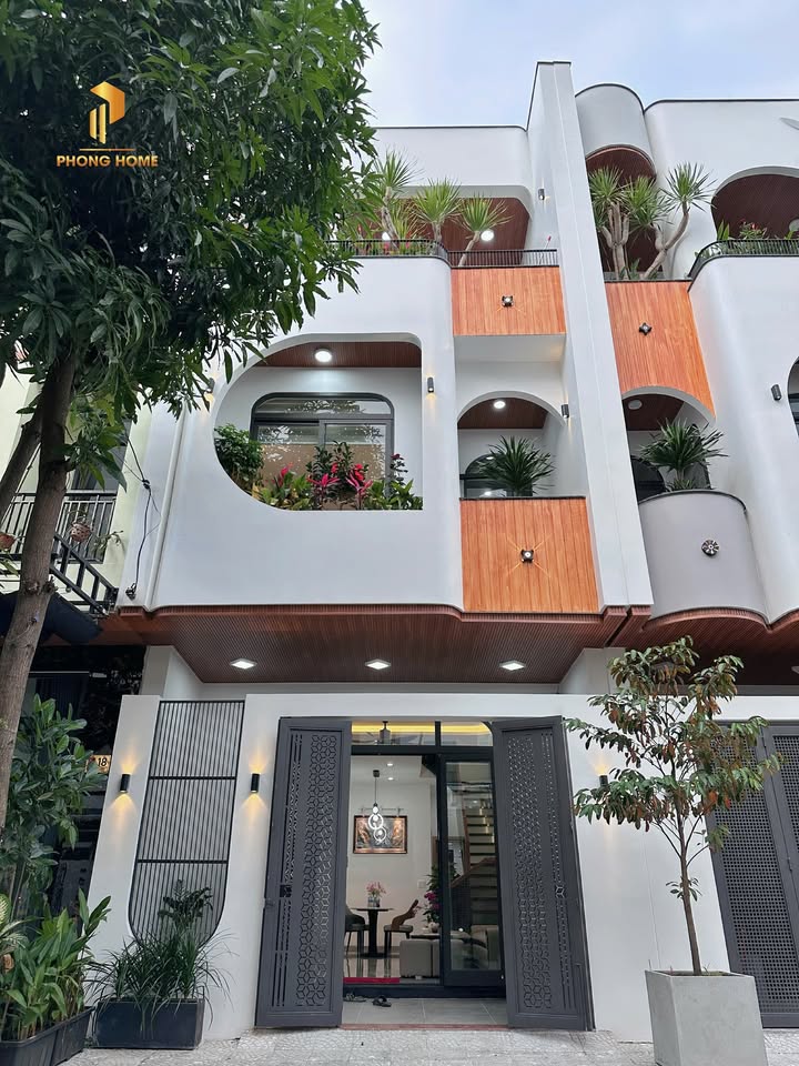 Nhà 3 tầng Quận Liên Chiểu 67,5m² giá 7.xxx tỷ - Vị trí đẹp, khu dân cư văn minh!