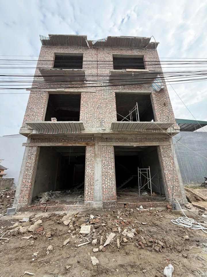 Nhà phố 155 Phương Lưu 70m² giá 4.7 tỷ - Gara ô tô vào nhà, hoàn thiện theo ý thích!