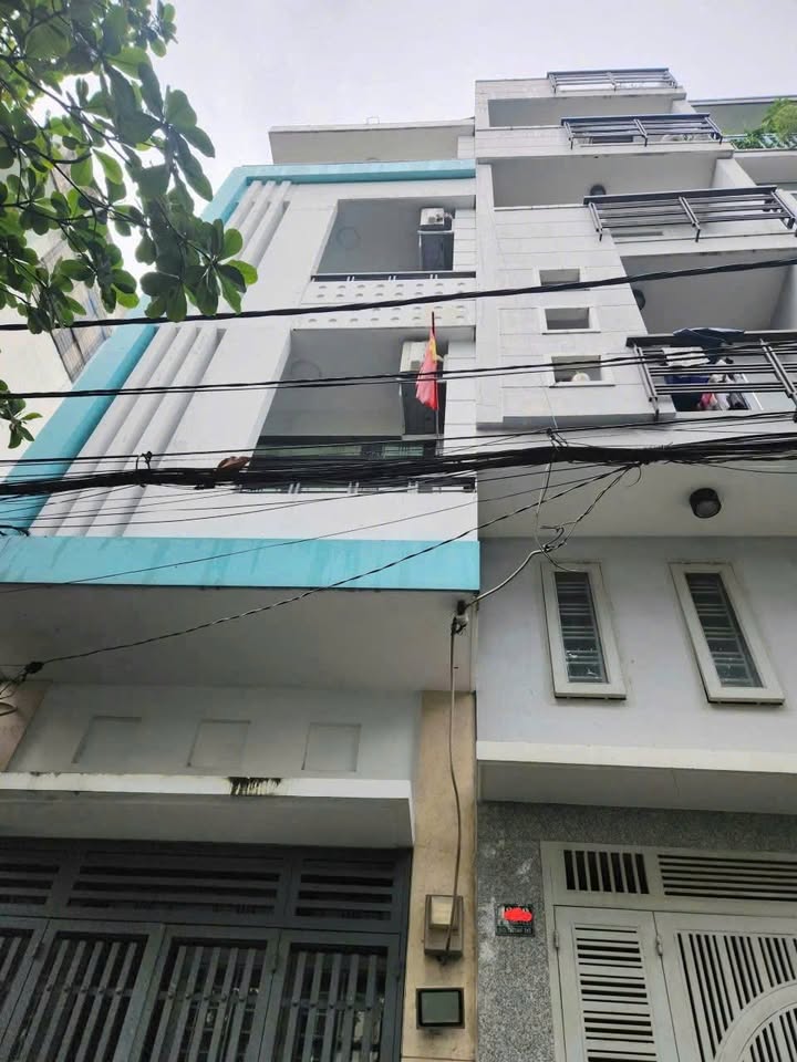 Nhà phố Nguyễn Giản Thanh, Quận 10, 57m² giá thỏa thuận - Vị trí đẹp, tiện ích đầy đủ!