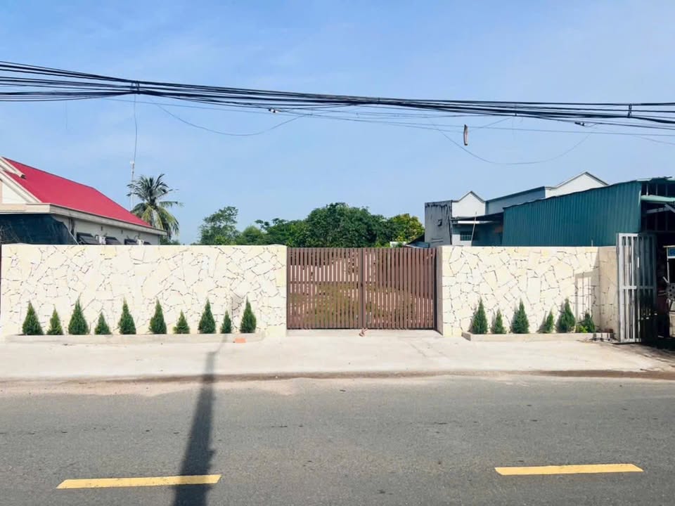 Đất nền 372m² mặt tiền đường Tỉnh lộ 44B - Giá chỉ 4.1 tỷ VND - Sổ hồng chính chủ!