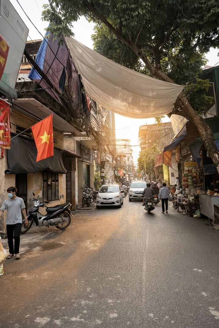 Đất Đông Mỹ 55m² giá 5.5 tỷ - Ô tô vào nhà, hàng hiếm!