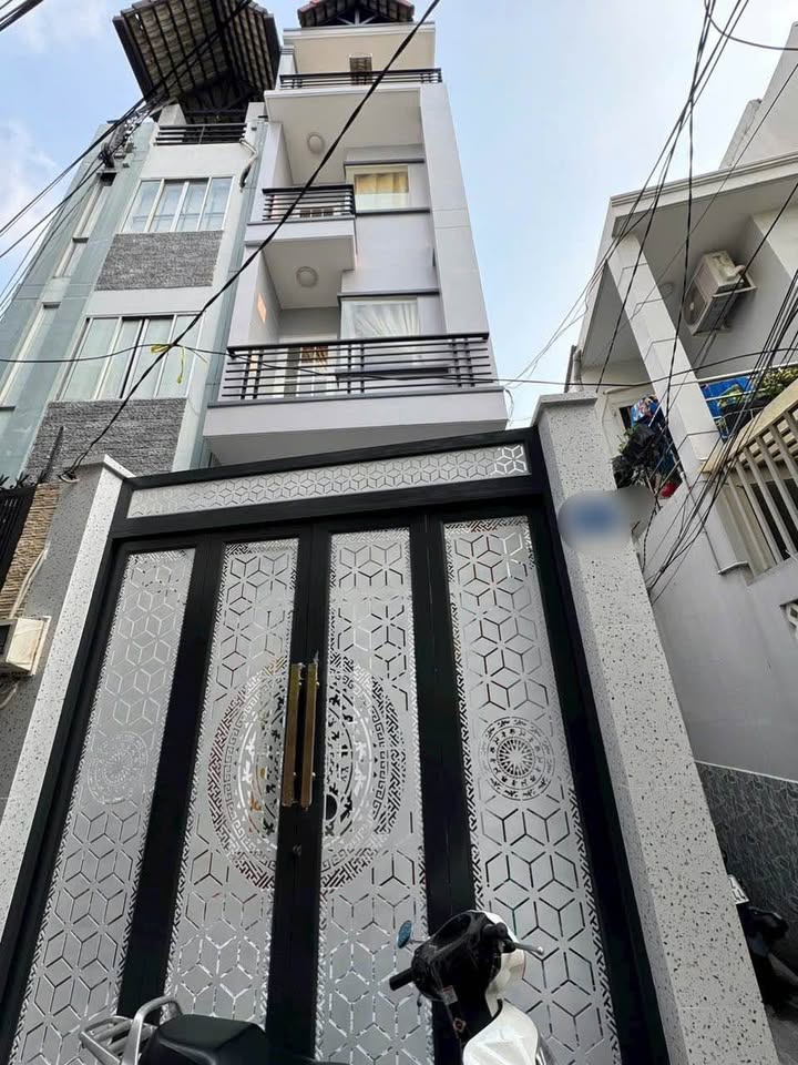 Nhà mới Phạm Thế Hiển, Quận 8, 74m² giá 7.8 tỷ - Giao ngay vào ở!