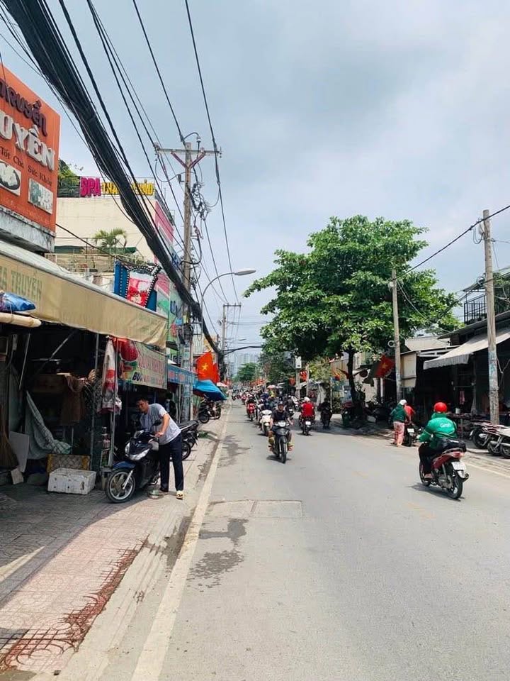 Mặt bằng kinh doanh mặt tiền Lê Văn Lương 222m², giá chỉ 23 tỷ - Đang cho thuê 13 triệu/tháng