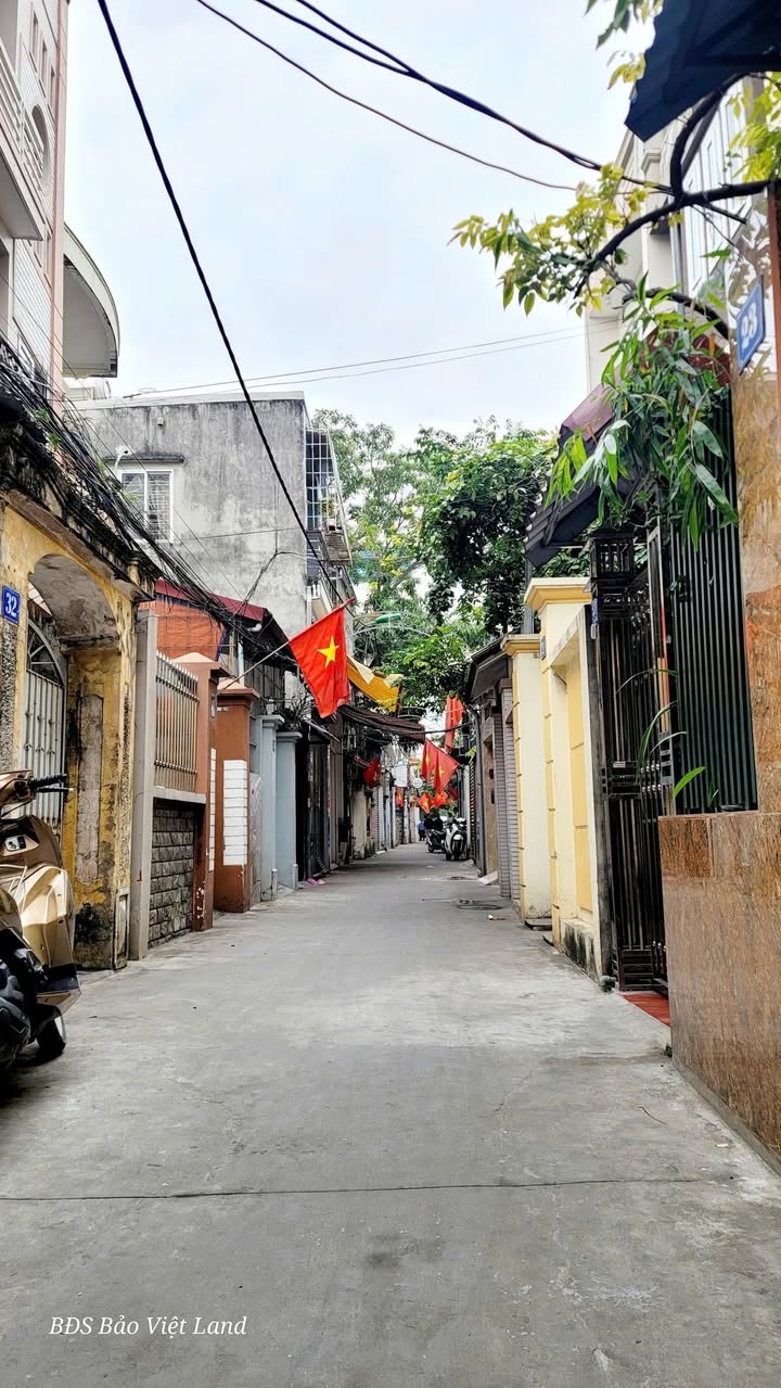 Lô đất mặt ngõ to Hoàng Minh Thảo, 52m² giá 3.35 tỷ - Ô tô đỗ cửa, nhà lô góc!