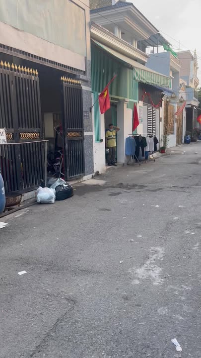 Đất nền Dĩ An 65m² giá 3.35 tỷ - Đường nhựa thông, thuận tiện giao thông!