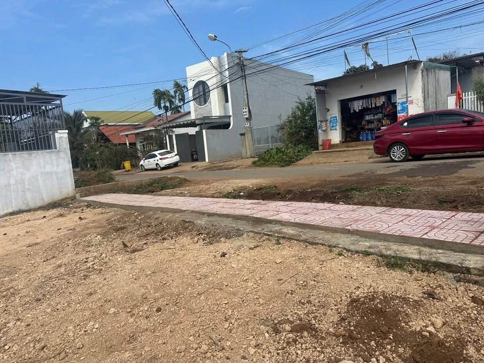 Đất thổ cư mặt tiền 451 Y Moal, Buôn Ma Thuột 144m² giá 2.8 tỷ - Cơ hội đầu tư hấp dẫn!