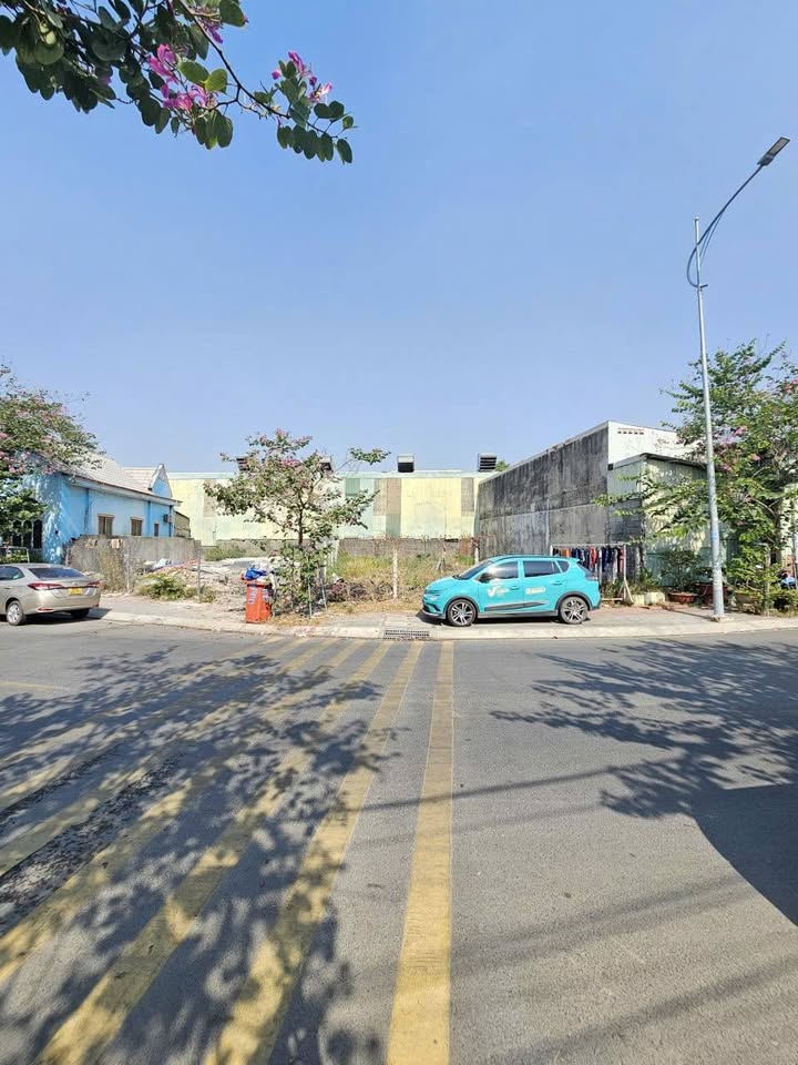 Đất nền mặt tiền đường T5B, Phường Đông Hòa, 89.9m² - Giá tốt cho đầu tư!