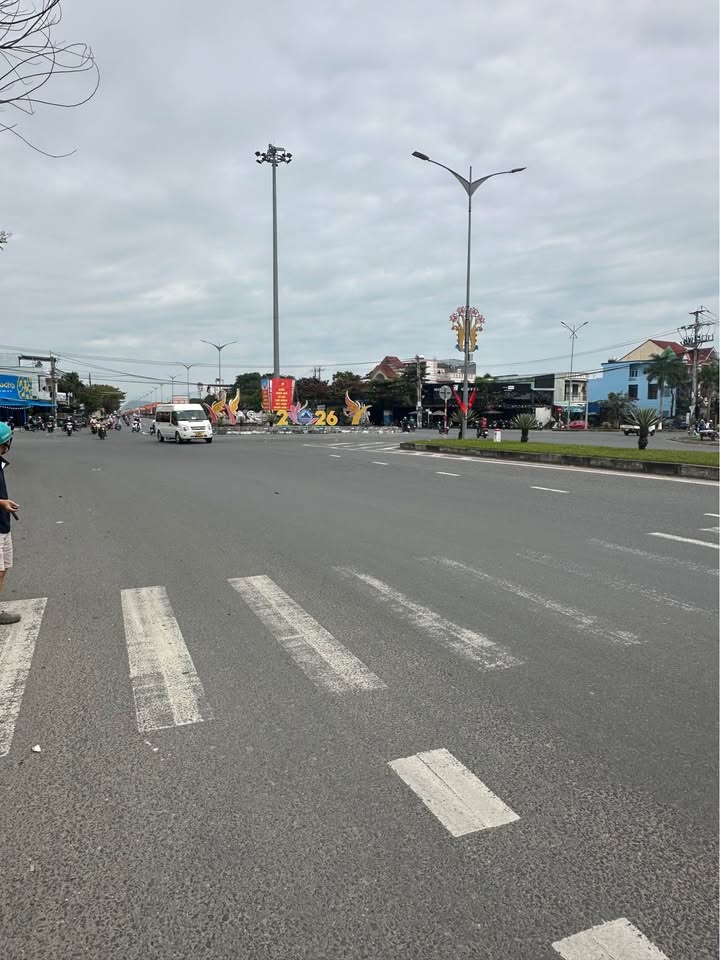 Đất mặt tiền Trần Hưng Đạo, Điện Ngọc, 89m² - Kinh doanh sầm uất ngay lập tức!