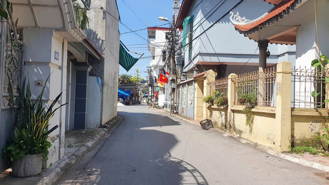 Nhà 2 Tầng Thị Trấn Yên Viên 50m² giá 5 tỷ - Về ở ngay đón Tết!