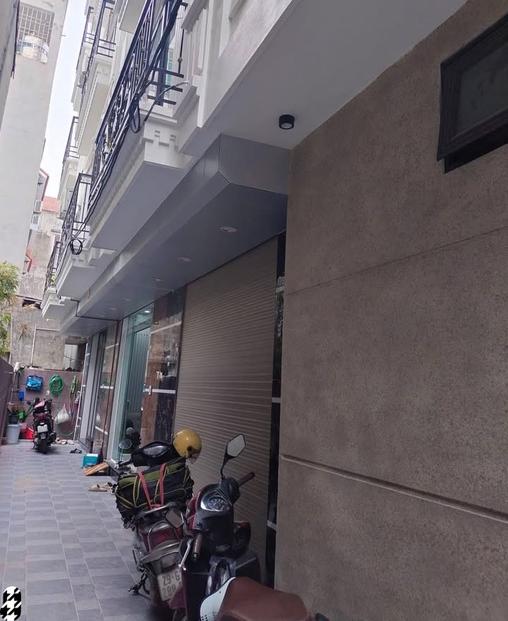 Nhà 4 tầng Tam Hiệp 40m² giá 6.4 tỷ - Thanh khoản nhanh!