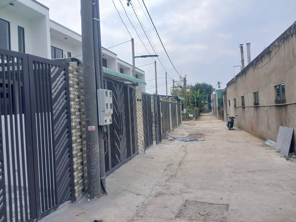 Nhà phố tại Phường Tân Triều, Biên Hòa - 81m² giá chỉ 1.88 tỷ - Đường ô tô vào tận nhà!