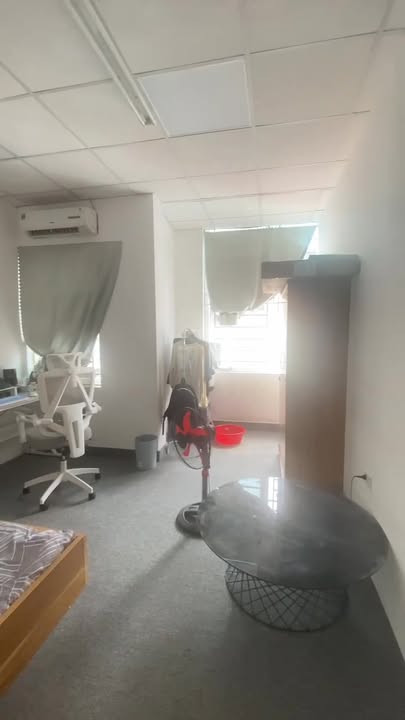 Phòng cho thuê tại toà 6 tầng đường Dương Quảng Hàm 36m² giá 3.5 triệu - Sẵn sàng vào ở ngay!