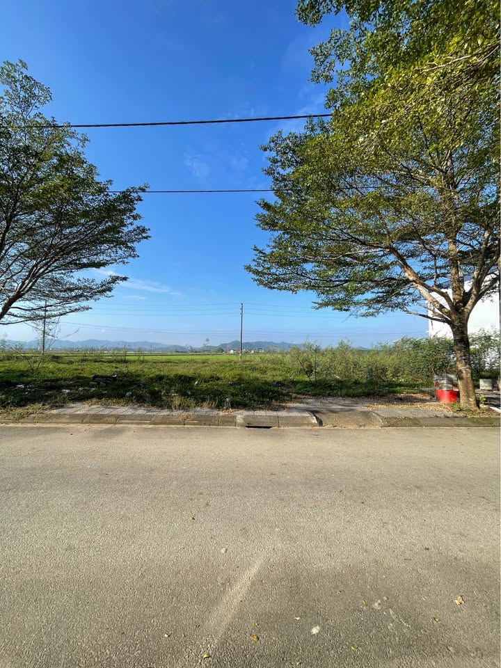 Đất nền KQH Hương An, TP Huế 150m² giá 2.4 tỷ - Vị trí đắc địa gần trung tâm!