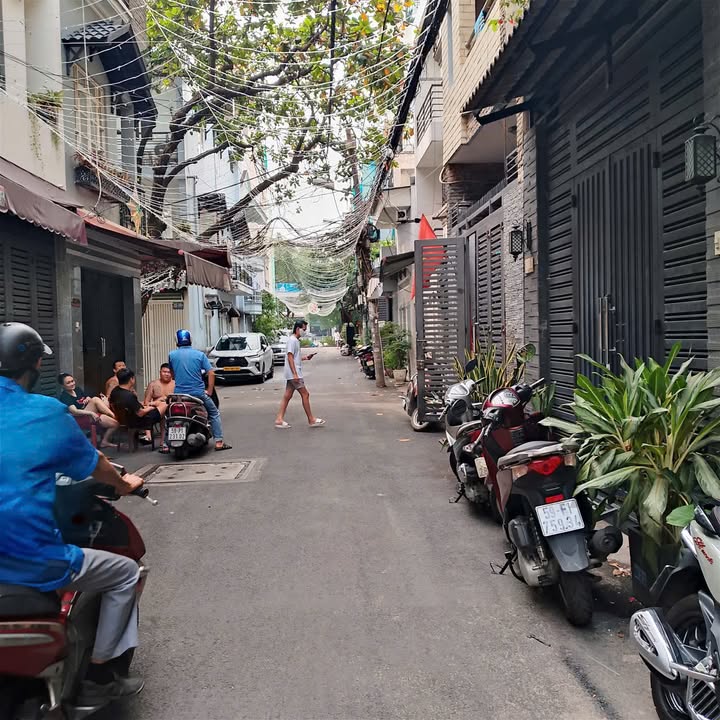 Nhà phố 525 Huỳnh Văn Bánh, Phú Nhuận 67m² giá 15.5 tỷ - Thiết kế hiện đại