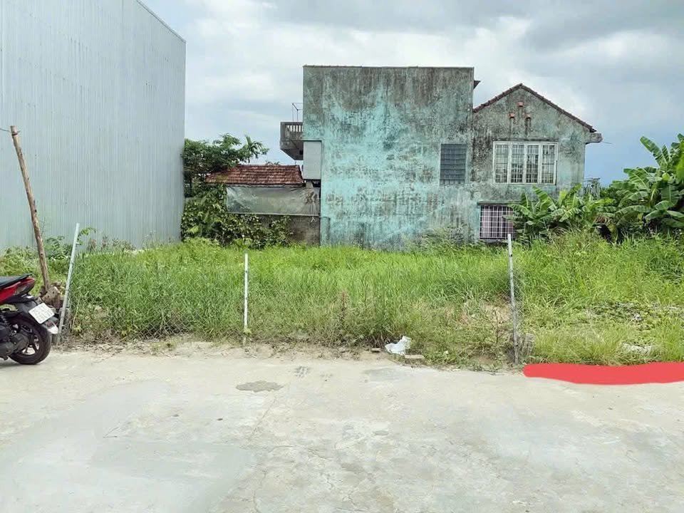 Đất nền Lại Thế 80m² giá 1.9 tỷ - Gần sân bóng kiệt ô tô