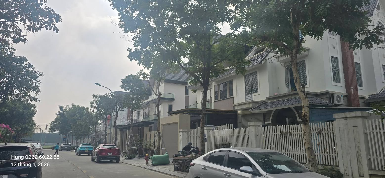 Biệt thự cho thuê Khu C Geleximco 200m² giá 55 triệu - Thiết kế hiện đại, thang máy tiện lợi!