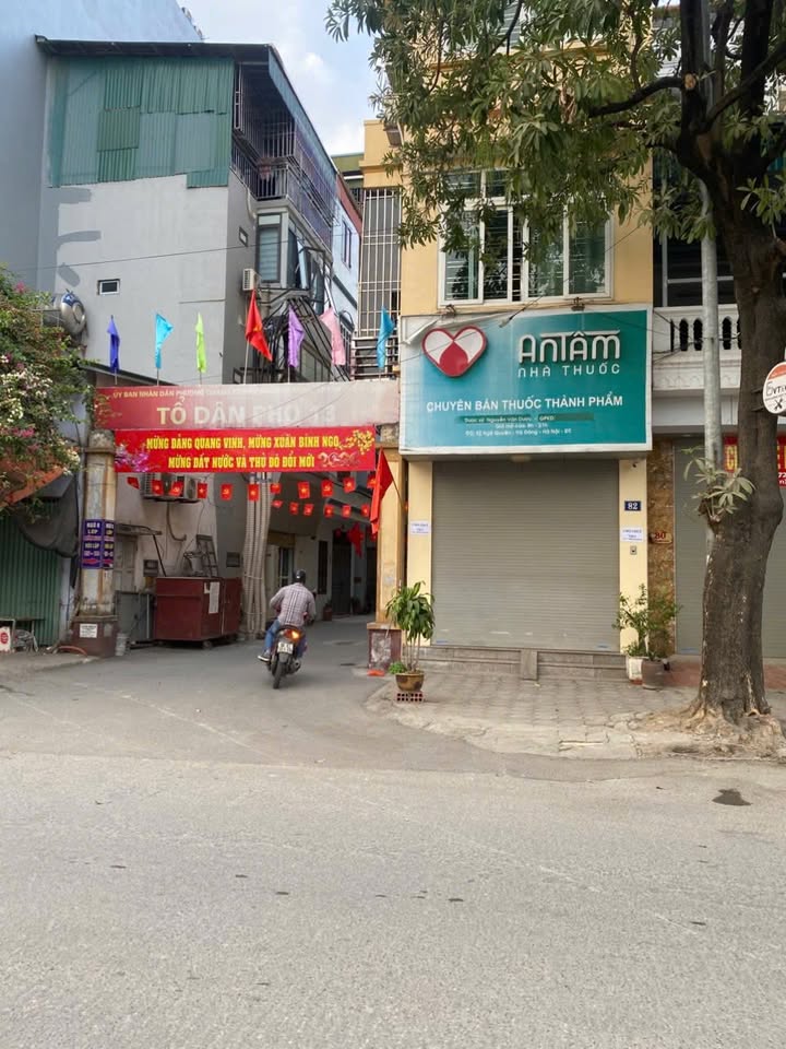 Nhà 4 tầng khu TT Học Viện Chính trị, 19m² - Chỉ cần xách vali vào ở ngay!