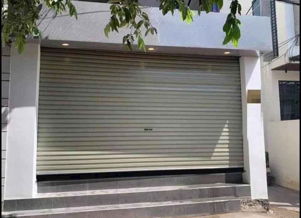 Nhà mặt tiền kinh doanh Đinh Tiên Hoàng - TP Huế 37m² giá 2 tỷ - Đầy đủ nội thất, sẵn sàng vào ở!