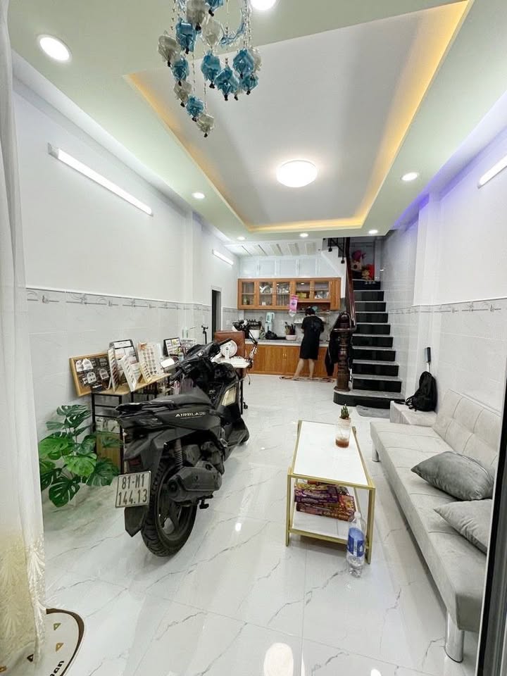 Nhà 2 tầng Tân Hương 26m² giá chỉ 3 tỷ - Khu dân trí cao!