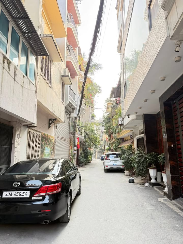 Nhà đẹp 6 tầng Đoàn Thị Điểm, Đống Đa 95m² giá 27 tỷ - Sẵn sàng vào ở!