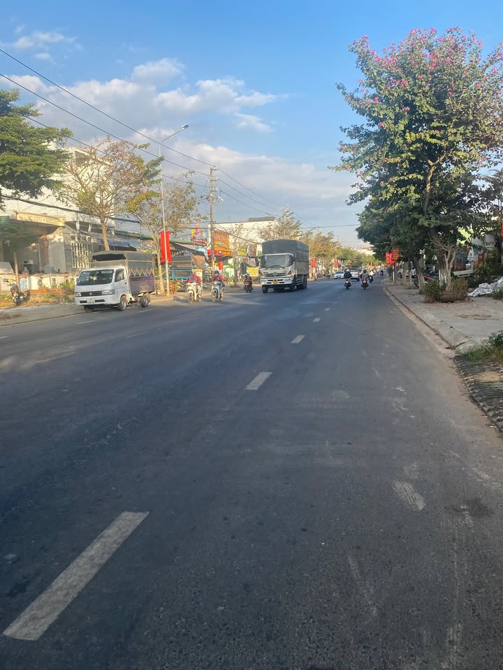 Nhà phố thương mại Thạnh Mỹ Đơn Dương 144m² giá 3.6 tỷ - Cơ hội đầu tư sinh lời!