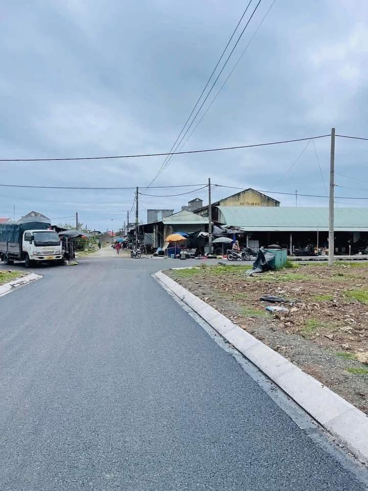 Đất nền Chợ Yến Tuy An 114m² giá 1 tỷ - Đầu tư sinh lời ngay!