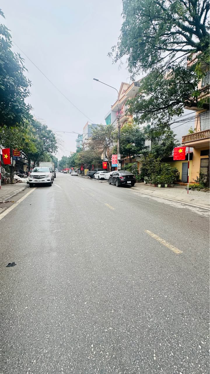 Đất Lê Lợi, Thành Phố Hà Giang 100m² giá 6 tỷ - Đầu tư sinh lời hấp dẫn!