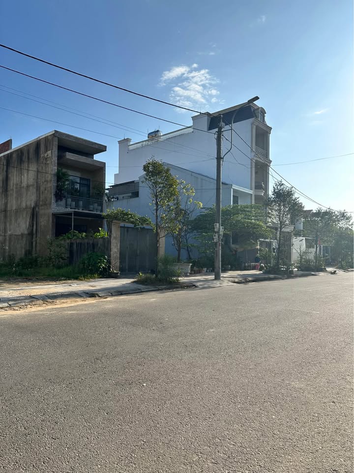 FrontHouse đường Út Tịch, Huế 103m² giá 3.3 tỷ - Đầu tư sinh lời!