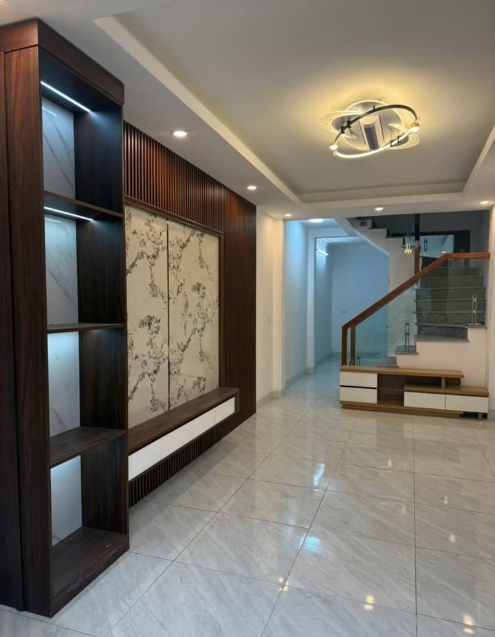 Nhà 2 tầng Xã Thanh Liệt 40m² giá 1.85 tỷ - Khu sầm uất gần trung tâm