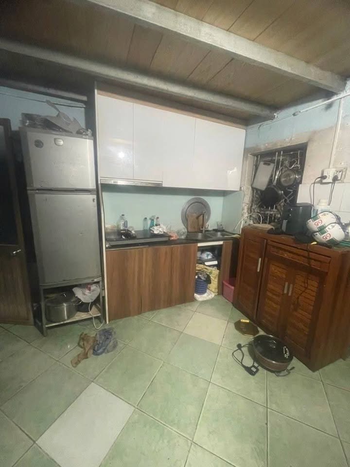 Nhà lô góc Bạch Mai 36m² giá 9 tỷ - Gần phố, sổ đỏ chính chủ!