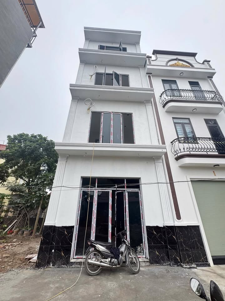 Nhà phố Ninh Sở, Thường Tín 41m² giá 5.5 tỷ - Thiết kế hiện đại, sẵn sàng vào ở!