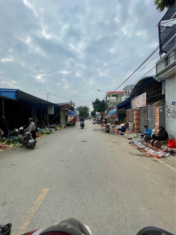 FrontHouse 107,5m² Đồng Quang, An Dương giá 2 tỷ - Vị trí kinh doanh sầm uất!