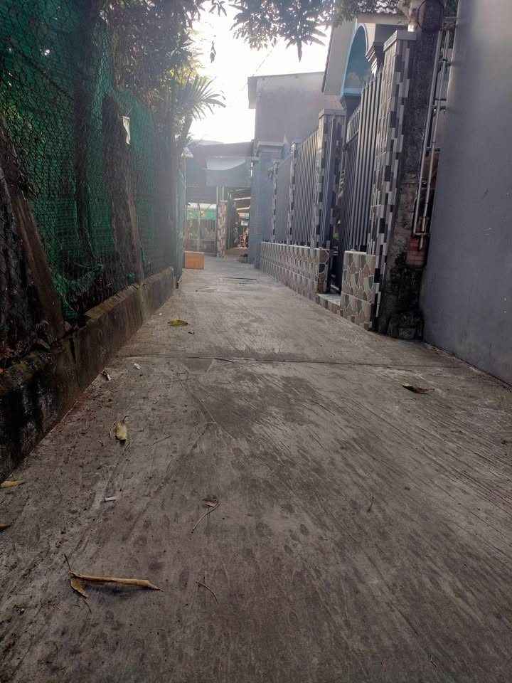 Nhà phố Gò Công 100m² giá 1 tỷ - Chính chủ bán gấp!