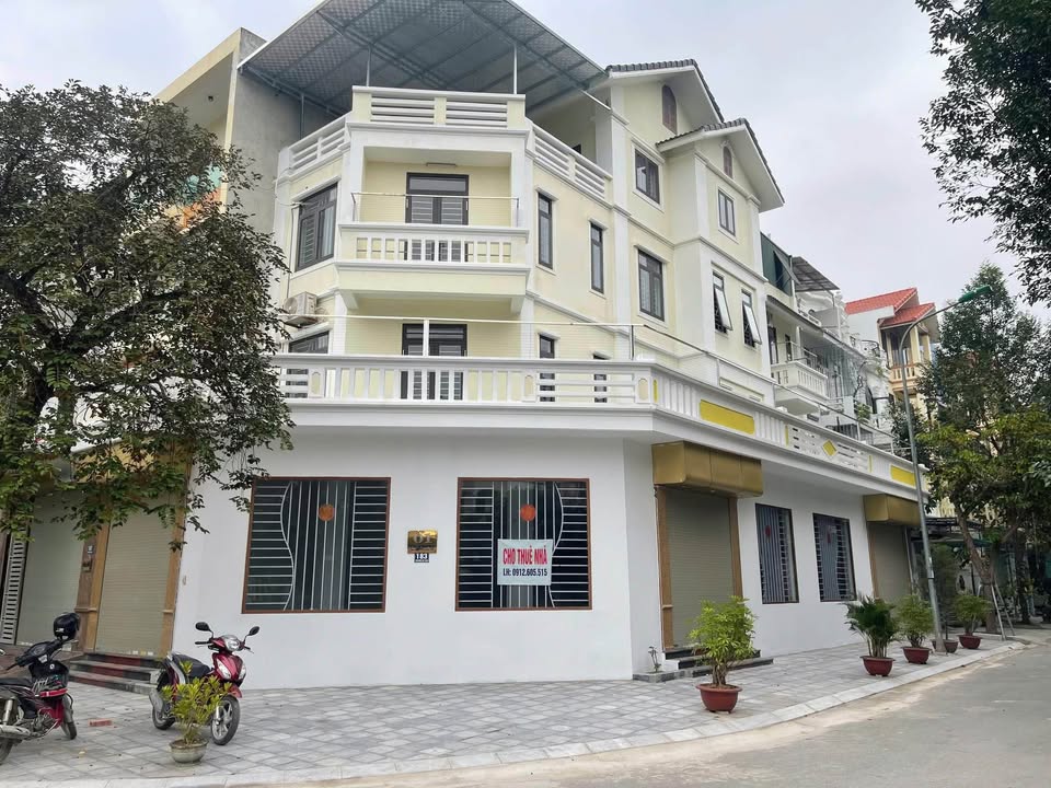 Nhà cho thuê nguyên căn 4 tầng tại 183 Đặng Việt Châu - Thiết kế hiện đại, giá thuê linh hoạt!